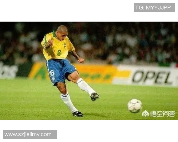 巴西足球明星的辉煌成就与传奇故事揭秘