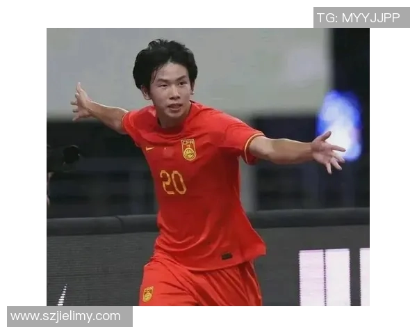 潜力巨大的新秀足球明星们如何改变未来足球格局与发展趋势