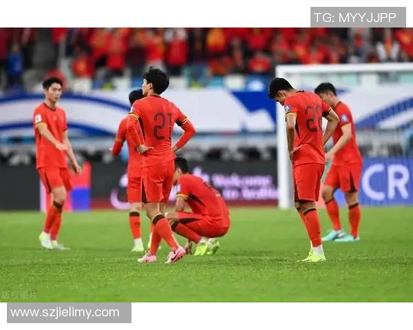 国足世预赛惜败日本李铁执教面临严峻考验